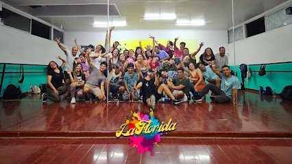 Clases de Baile Salsa y Bachata GordonSB
